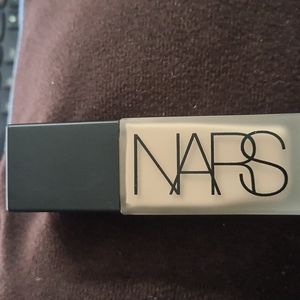 NARS foundation in the shade Gobi Light 3